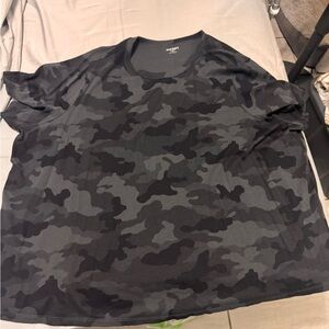 Old Navy Men's Dark Camouflage Tee